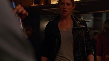 The leather jacket style biker jacket worn by Joss Carver (Jes Macallan) in Mistresses (Season 4 Episode 11)