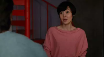 Le sweat de Karen Kim (Kim Yoon-jin) dans Mistresses