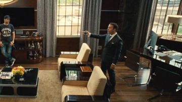 the office chair in entourage