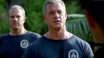 The t-shirt USS Nathan James, Captain Tom Chandler (Eric Dane) in The Last Ship