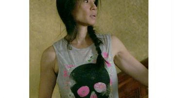 Camiseta de la cabeza de la muerte usada por Joan Watson Lucy Liu en Elementary
