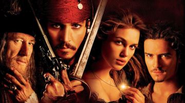 La espada de Jack Sparrow (Johnny Depp) en Piratas del Caribe: La maldición de la Perla Negra