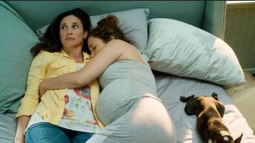 The authentic maternity ensemble worn by Zoe (Jennifer Lopez) in the movie Plan B