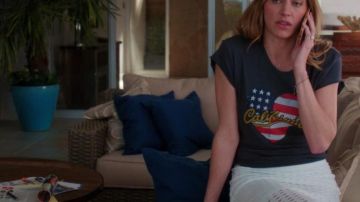 Falda blanca calada de Joss Carver (Jes Macallan) en Mistresses