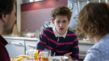 Polo Eden Park de Eliott en Fais pas ci Fais pas ça