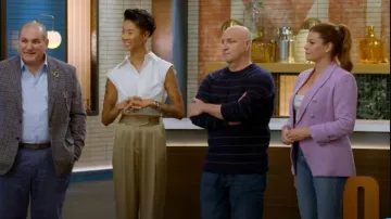 Chaqueta Veronica Beard Miller Dickey usada por Gail Simmons como se ve en Top Chef (T21E12)