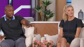 Cinq a Sept Maddy Cutout Denim Dress usado por Amanda Kloots como se ve en The Talk el 7 de junio de 2024