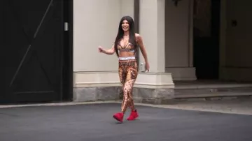 Conjunto estampado de Christian Dior usado por Teresa Guidice como se ve en The Real Housewives of New Jersey (T14E06)