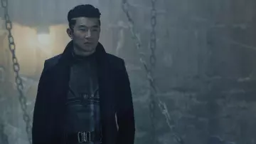 Atlas Movie Outfits: Harlan Shepherd (Simu Liu) is working Long coat