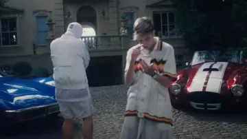 Casablanca Pantalones cortos de punto Chevron blancos y multicolores usados por Lucho SSJ en Lucho SSJ,Duki - Casablanca (Video Oficial)