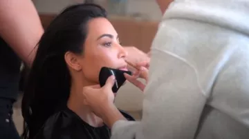 Artist Kit Company Puffs worn by Kim Kardashian as seen in The Kardashians (S05E04)