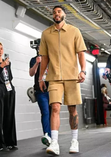 Jil Sander Beige Corduroy Zip Shirt worn by Jayson Tatum on the Instagram account @celtics
