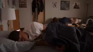 T-shirt en jersey de coton mélangé à imprimé logo Loewe blanc porté par Tariq St. Patrick (Michael Rainey Jr.) comme on le voit dans Power Book II : Ghost (S04E02)