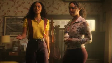 Lululemon Red Merlot Align Leggings worn by Sidney Hayworthe (Sharon Leal) as seen in Pretty Little Liars: Original Sin (S02E03)