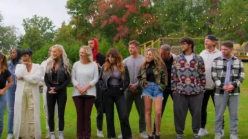 Levi's Women's 501 Original Short worn by Rebecca as seen in MILF Manor (S02E08)