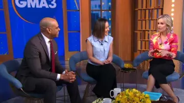 Chemise boutonnée à imprimé Roberto Cavalli portée par Jennifer Ashton vue dans Good Morning America le 17 juin 2024