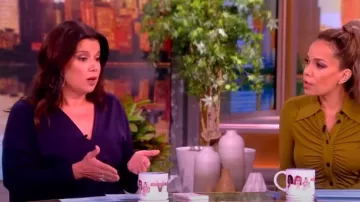 Combinaison évasée Marilou portée par Ana Navarro vue dans The View le 17 juin 2024