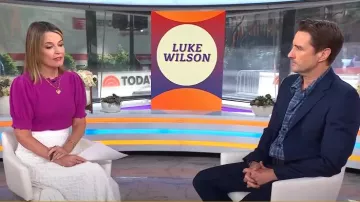 Haut Ulla Johnson Lotta en chardon porté par Savannah Guthrie comme on le voit dans Today le 18 juin 2024