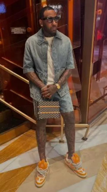 Goyard Black 'Palace MM' Trunk Box worn by John Wall on the Instagram account @johnwall
