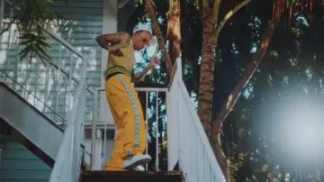 Casablanca Yellow Laurel Stripe Trackpants worn by Ozuna in KEY-KEY FT OZUNA - TENGO UN PLAN REMIX (VÍDEO OFICIAL)