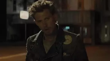 Bikeriders Outfits: Austin Butler is wearing Patched Motorcycle Leather Jacket to play Benny in the movie