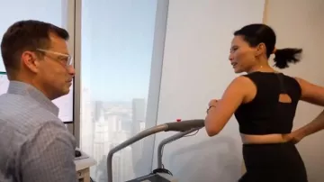 Forme Revive Bra In Obsidian worn by Vicky Nguyen as seen in Today on June 20, 2024