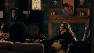 Marella Wide-leg Trousers worn by Tracy Roxboro (Tai Davis) as seen in The Chi (S06E15)