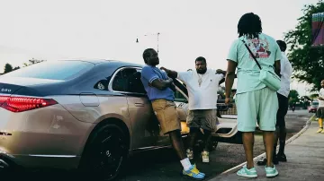 Nike Dunk Low x Powerpuff Girls 'Bubbles Blue' portée par Meek Mill sur le compte Instagram @meekmill