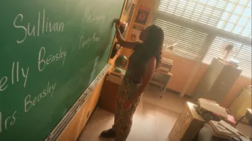 Miaou Fargo Printed Pant worn by Tabitha 'Tabby' Haworthe (Chandler Kinney) as seen in Pretty Little Liars: Original Sin (S02E07)