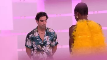 Chemise imprimée palme Zara portée par Chris Hahne comme on le voit dans Perfect Match (S02E10)