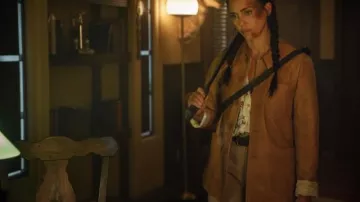 Trigger Warning Wardrobe: Jessica Alba wears Brown Leather Jacket to play Parker in the movie