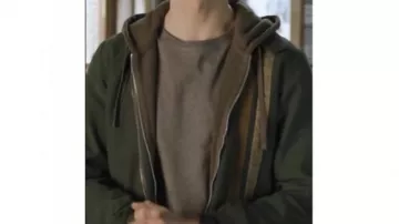 Tenues de The Boys : Hughie Campbell (Jack Quaid) porte le t-shirt Neil Young Harvest dans l’épisode 2 de la saison 4