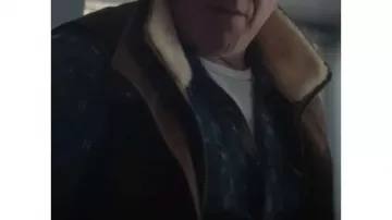 Trigger Warning Movie Wardrobe: Senator Swann (Anthony Michael Hall) is wearing vest jacket