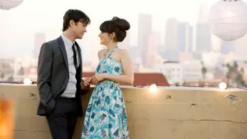 The Looks (500) Days of Summer: Zooey Deschanel lleva un vestido azul para su papel de Summer en la película