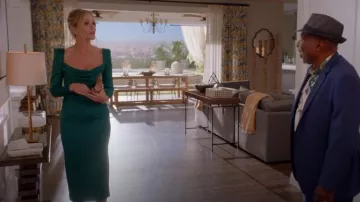 Alex Perry Vestido corsé drapeado usado por Laura Fine-Baker (Monet Mazur) como se ve en All American (T06E13)