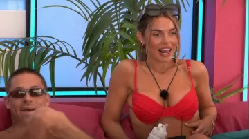 Lunettes de soleil en acétate Miu Miu MU 10YS Glimpse portées par Tiffany Leighton comme on le voit dans Love Island (S11E19)