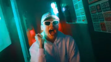 Celine White Cat-Eye 'Monochroms 07' Sunglasses worn by Peso Pluma in VINO TINTO (Video Oficial) - Peso Pluma, Natanael Cano, Gabito Ballesteros