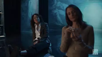 Killing Eve TV series outfits: Eve Polastri (Sandra Oh) is wearing Brown Leather Biker Jacket in season 4