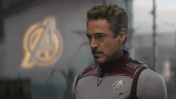 Avengers : Endgame - Tenues : Robert Downey Jr. porte une combinaison quantique pour incarner Tony Stark dans le film