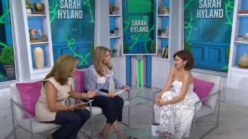 Oscar de la Renta Gardenia Guipure Midi Robe portée par Sarah Hyland comme on le voit dans Today le 2 juillet 2024