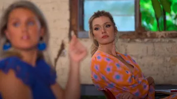 Vestido de manga globo de H&M usado por Hannah Burns como se ve en The Mole (T02E05)