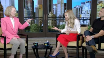 Stella McCartney Iconic Wool Stretch Gabardine Blazer worn by Debra Jo Rupp as seen in LIVE with Kelly and Mark on  July 3, 2024