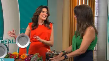 Robe corsage Donna Morgan Blouson avec fente sur le devant portée par Adriane Kiss comme on le voit dans CBS Mornings le 7 juillet 2024