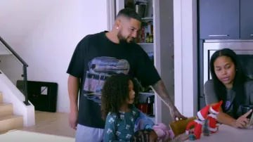 Rhude Speedboat Tee Shirt worn by Briana's Husband as seen in Teen Mom: The Next Chapter (S02E04)