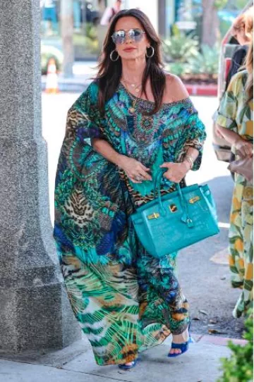 Hermes Bleu Paon Matte Alligator Birkin 30 worn by Kyle Richards on the Instagram account @kylerichards18