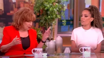 Toteme Crinkled Slouch-Waist Top worn by Sunny Hostin as seen in The View on  July 10, 2024