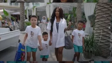 Goyard Goyardine Saint Louis Pm Navy usado por Lesa Milan como se ve en The Real Housewives of Dubai (S02E06)