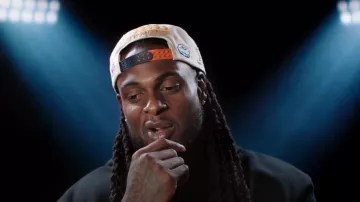 Sudadera con capucha Air Jordan Wordmark usada por Davante Adams como se ve en Receiver (S01E02)