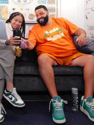 Jordan 3 Retro Nina Chanel Abney Bicoastal Green portée par DJ Khaled sur le compte Instagram @djkhaled