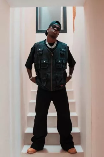 Timberland x Veneda Carter Beige Patent Boots worn by Vinícius Júnior on the Instagram account @vinijr